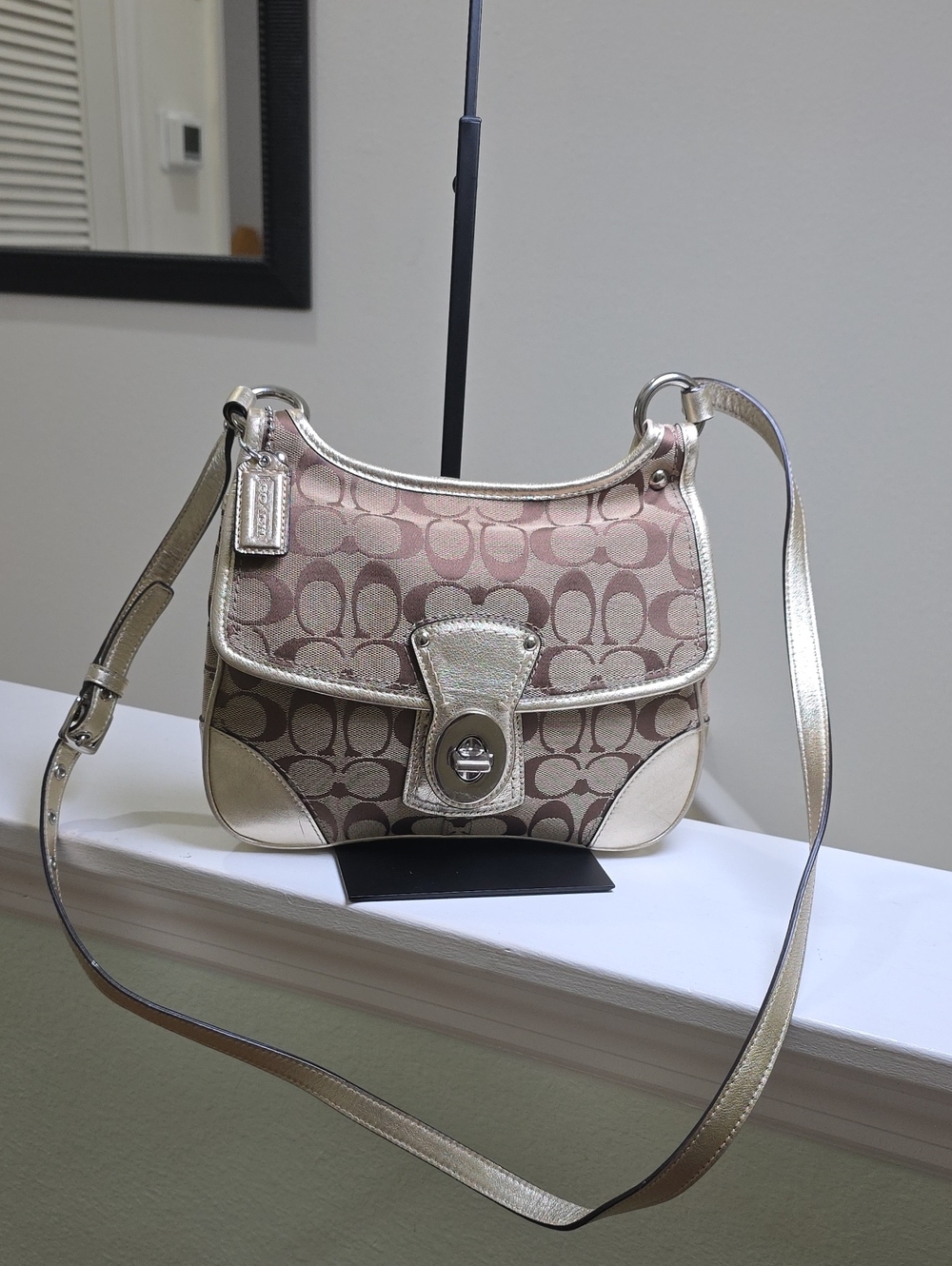 COACH F13791 Signature Canvas/Metallic Gold Turnlock Leather 2009 Crossbody EUC